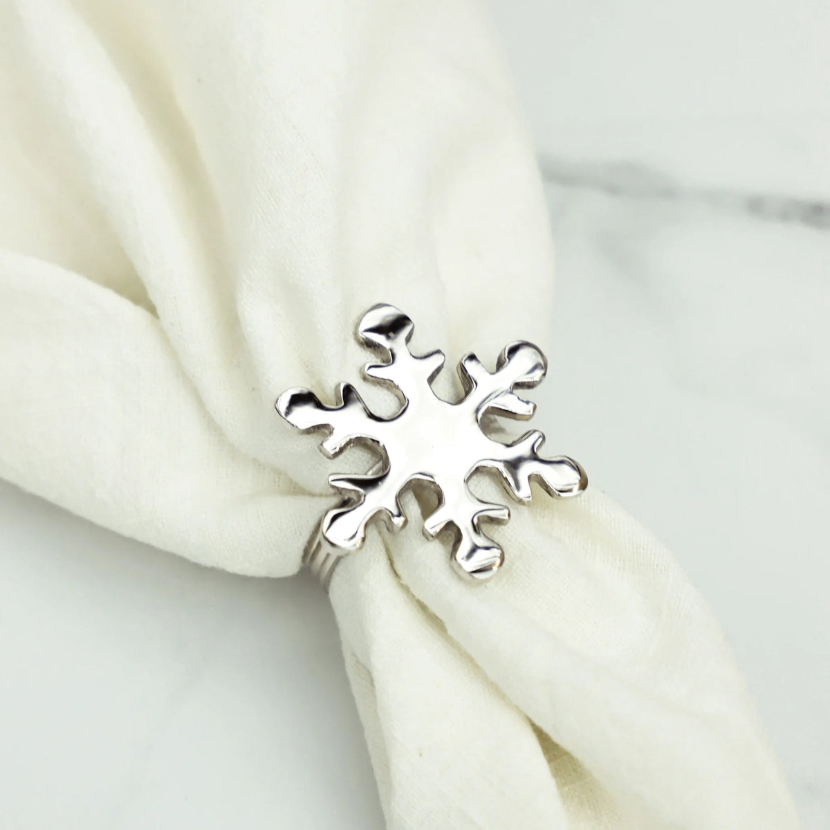 SILVER SNOWFLAKE  NAPKIN RING